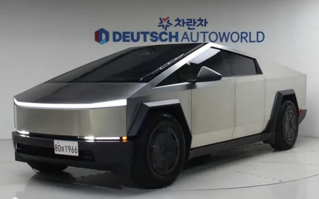 사이버트럭 AWD